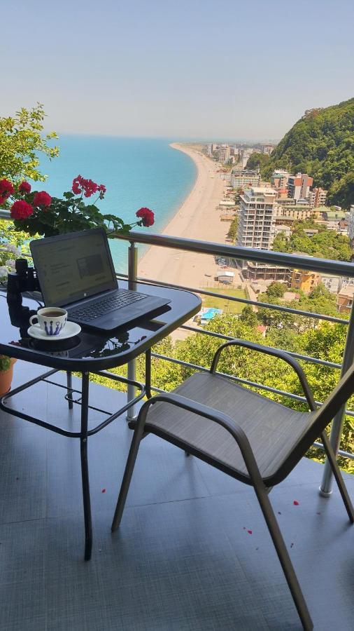Calypso Kvariati Hotel Екстериор снимка